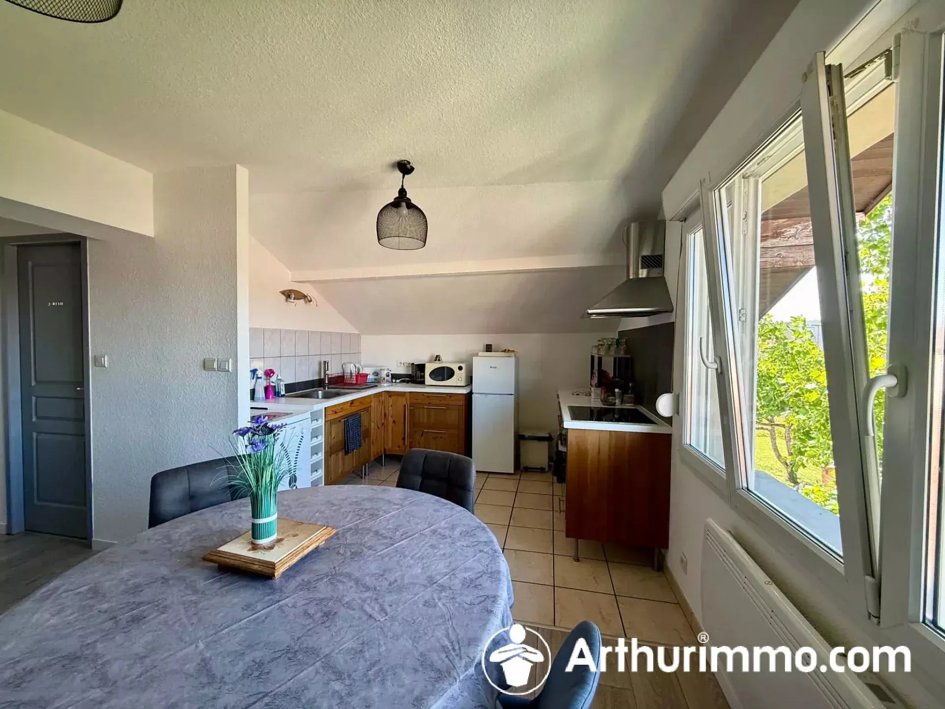 Appartement Rue de Dampierre-sur-le-Doubs à Étouvans