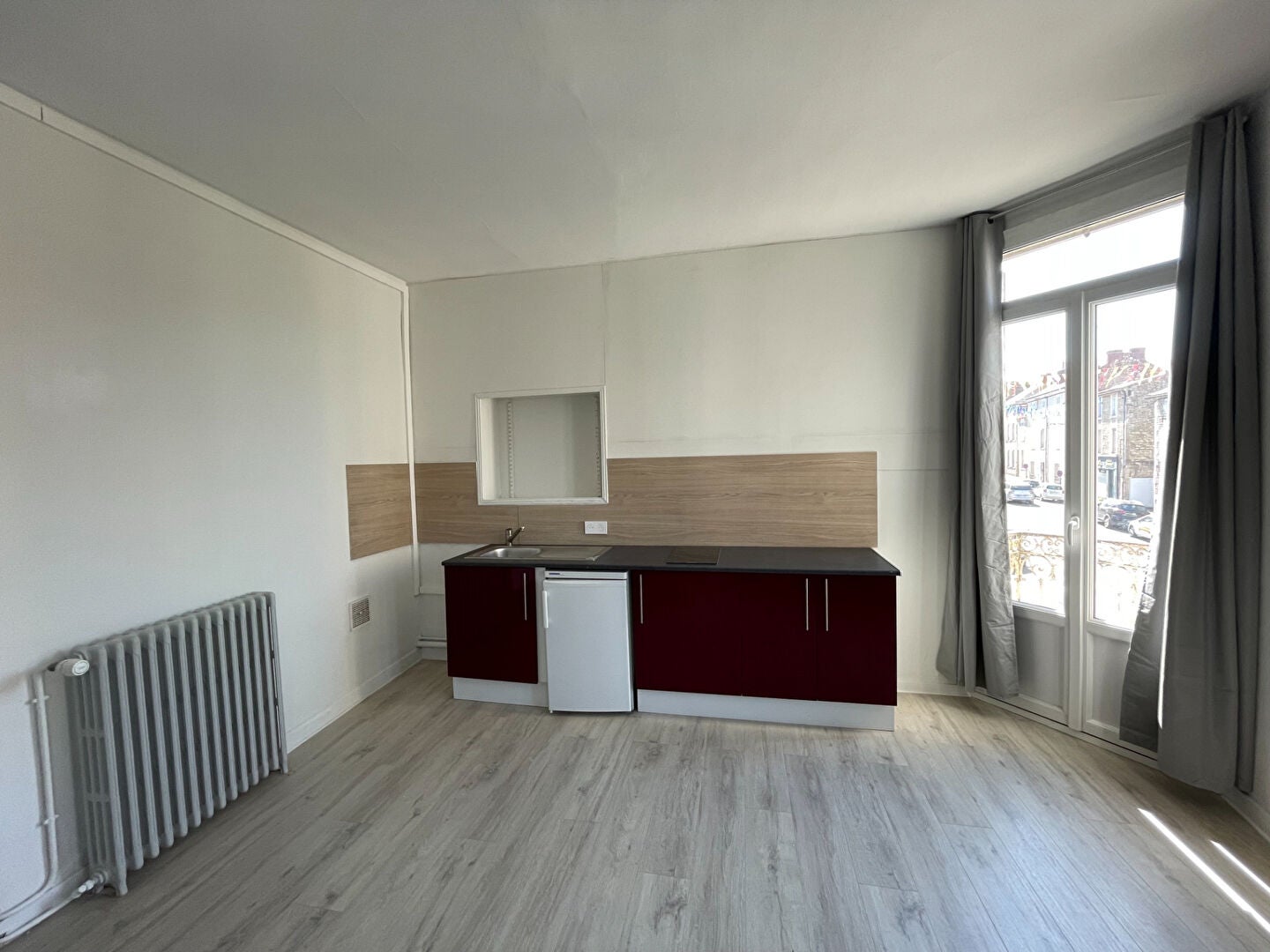 Flat Place de Verdun in Fontenay-le-Comte