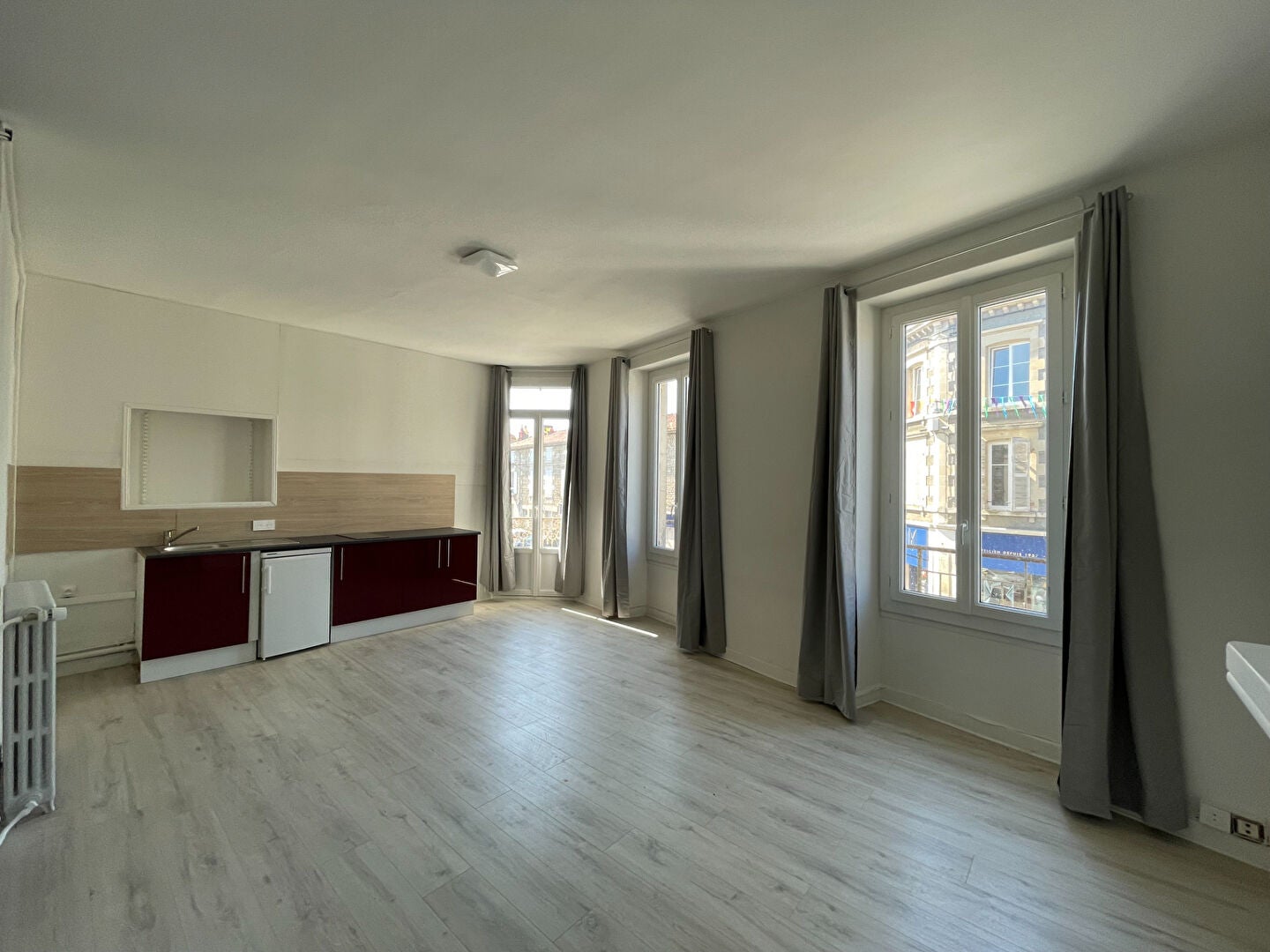 Flat Place de Verdun in Fontenay-le-Comte
