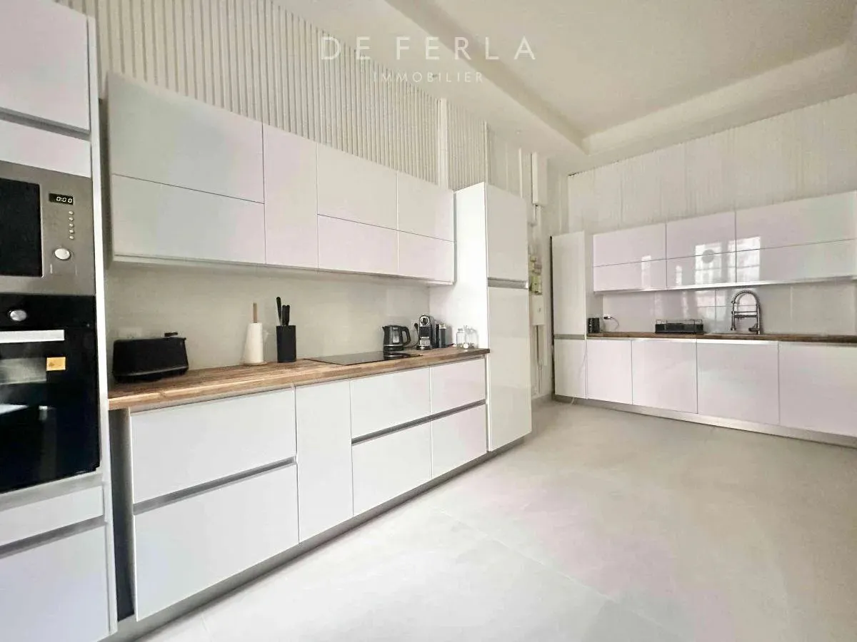 Appartement Rue de Castellane à Paris
