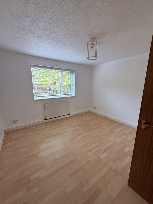 Room Charles Street in Bolton