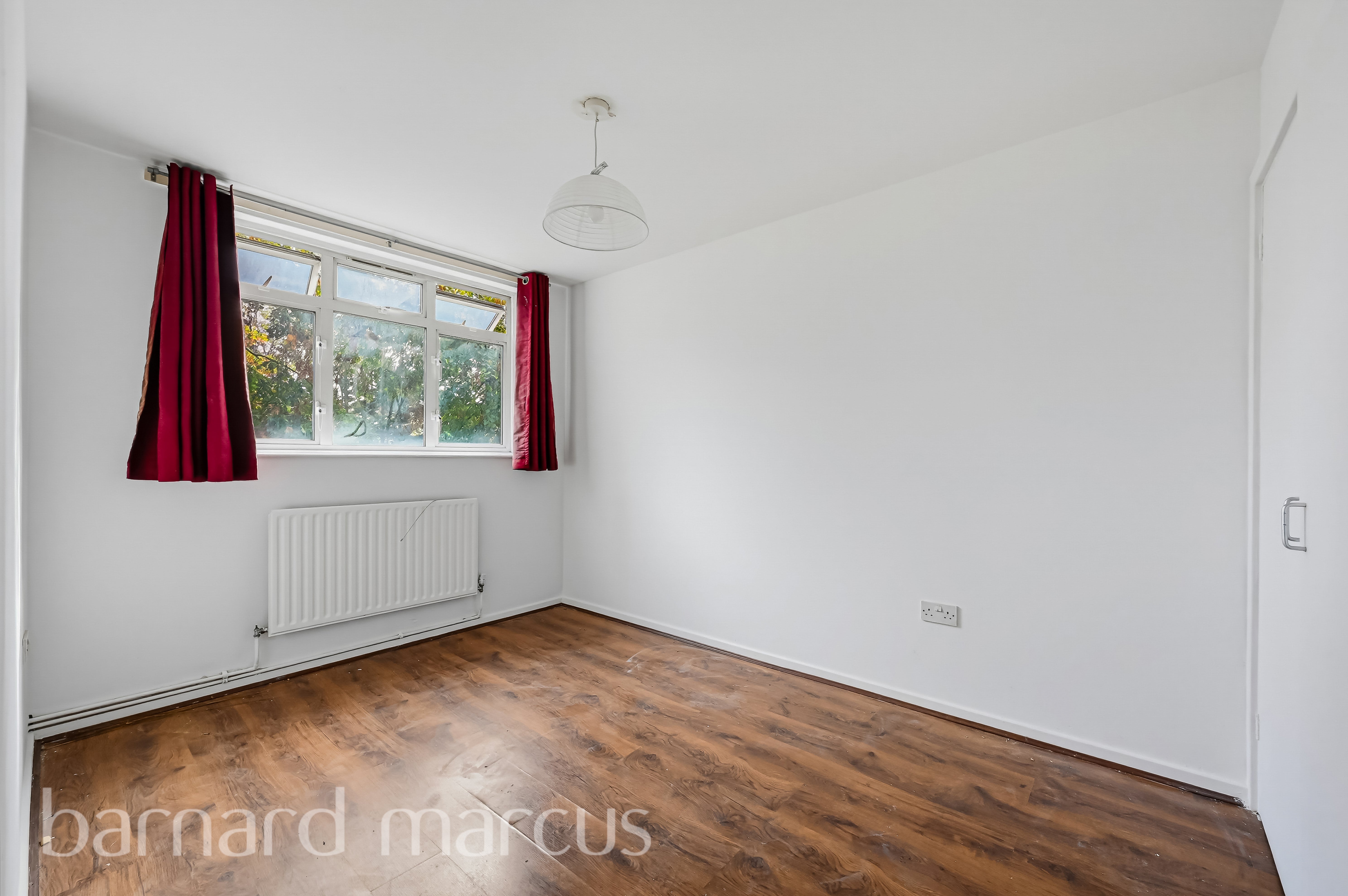 House Boathouse Walk in Greater London