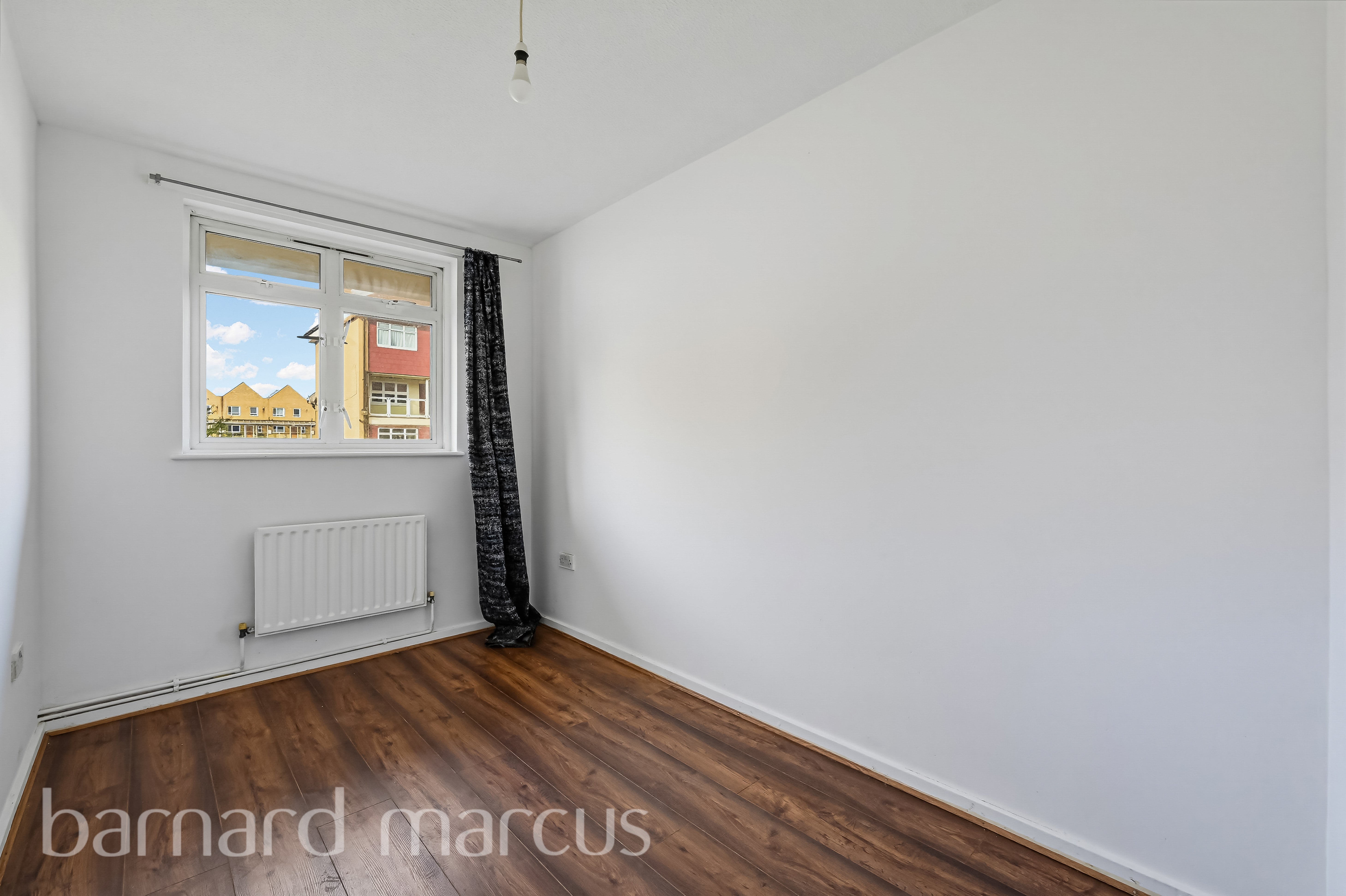 House Boathouse Walk in Greater London
