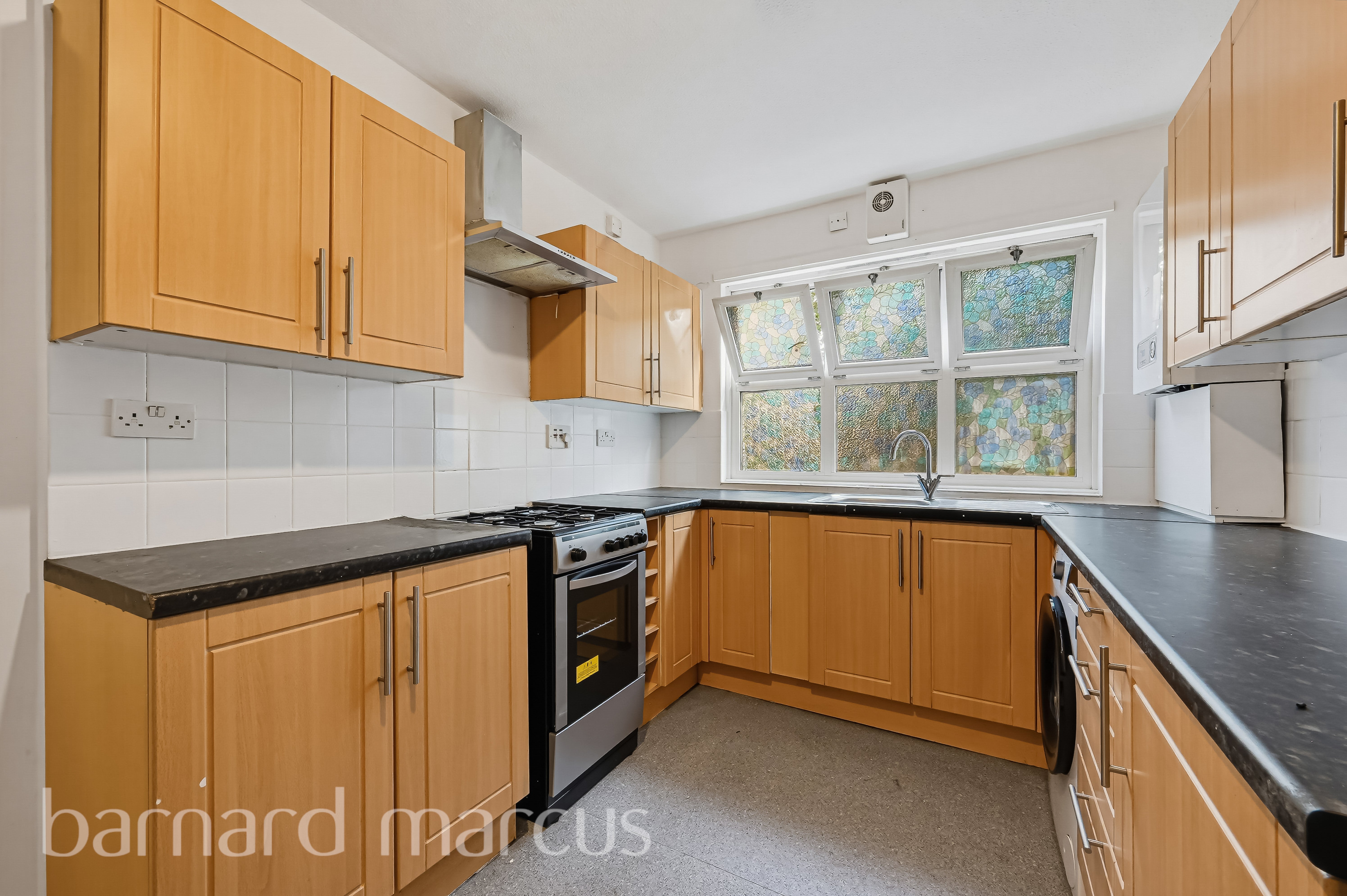 House Boathouse Walk in Greater London