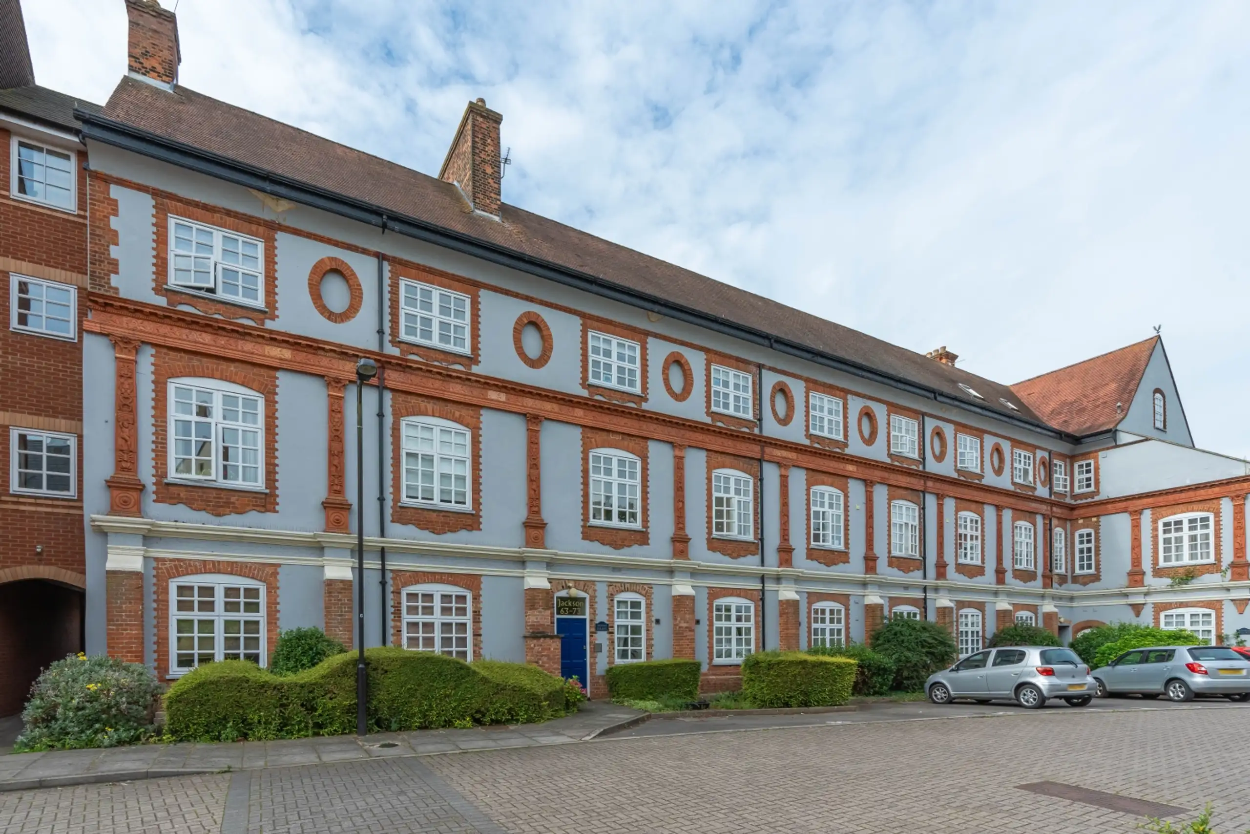 Flat Bennett Crescent in Oxford