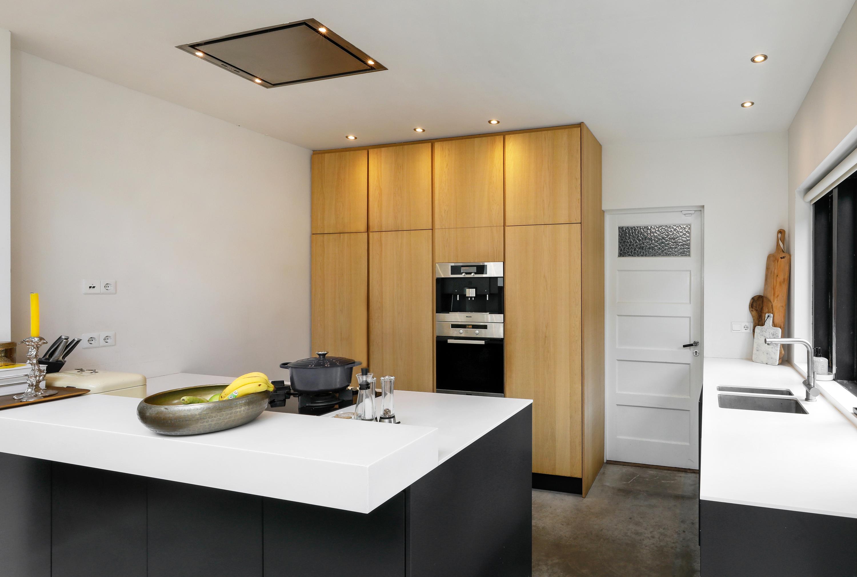 Tussenwoning te koop: Wilhelminalaan 20, Vught