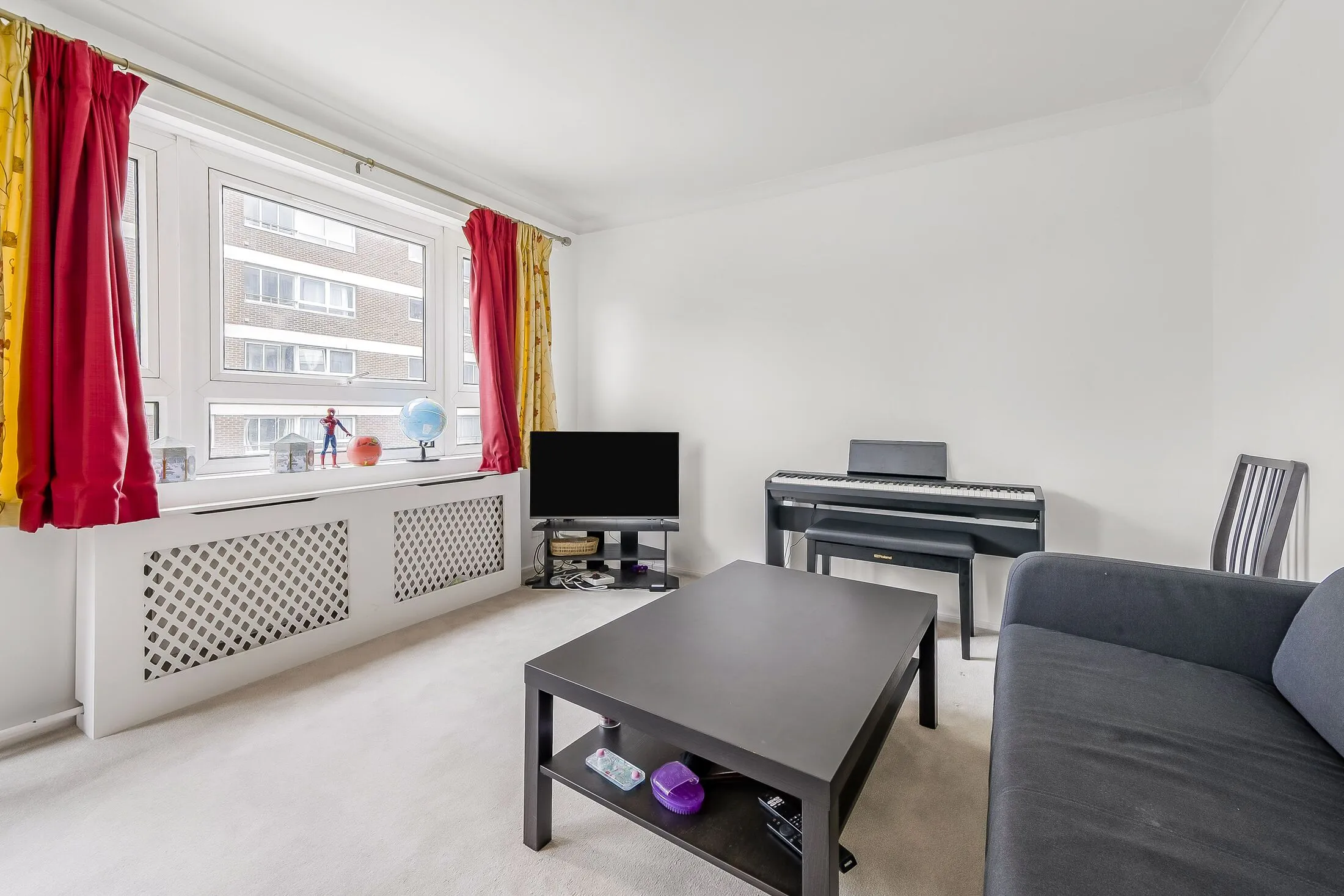 Flat Warwick Way in City of Westminster