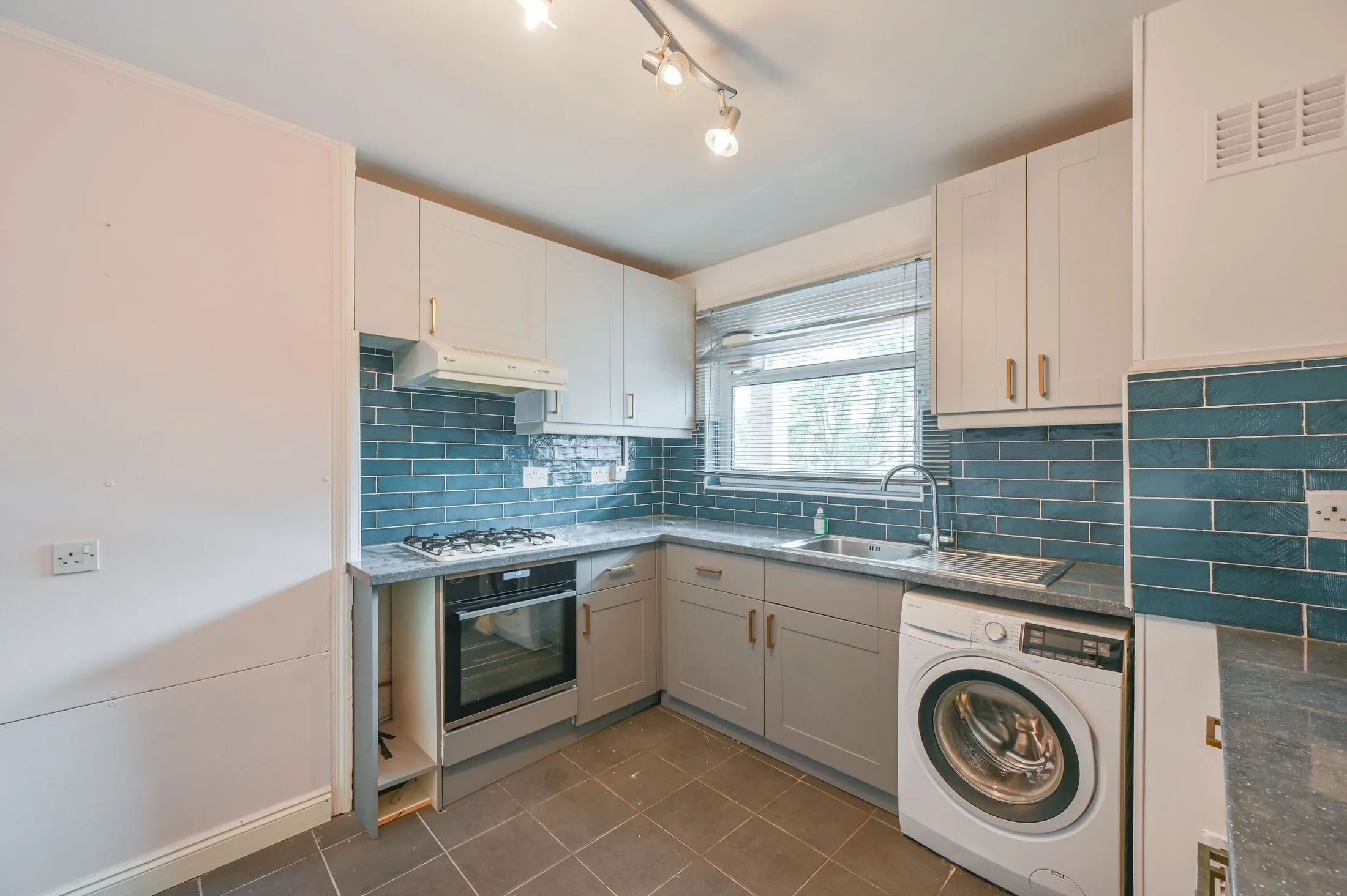 Flat Warwick Way in City of Westminster
