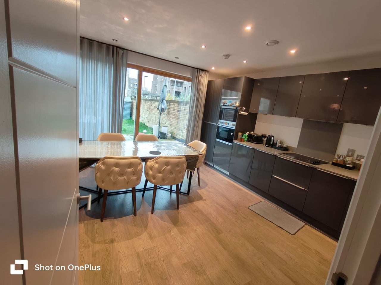 Room Sweetgrass Terrace in Greater London