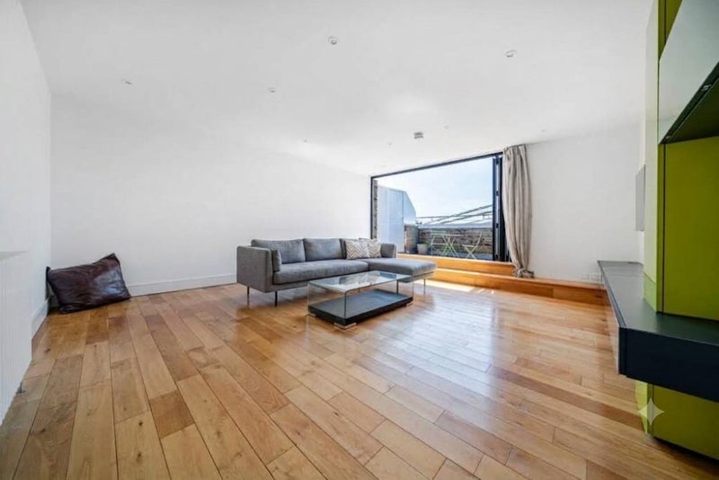 Flat Kennington Oval in Greater London