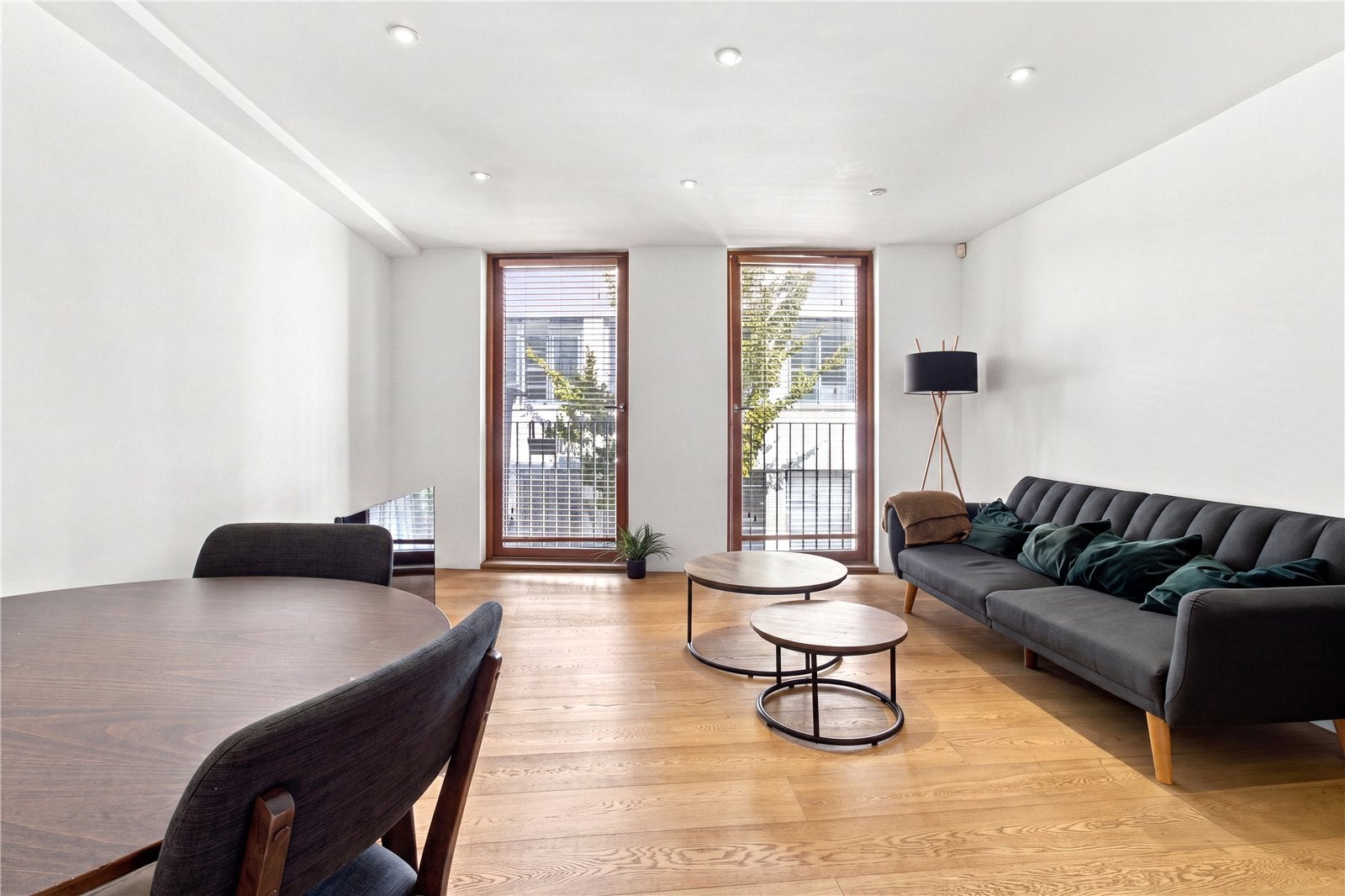 Flat King's Mews in Greater London
