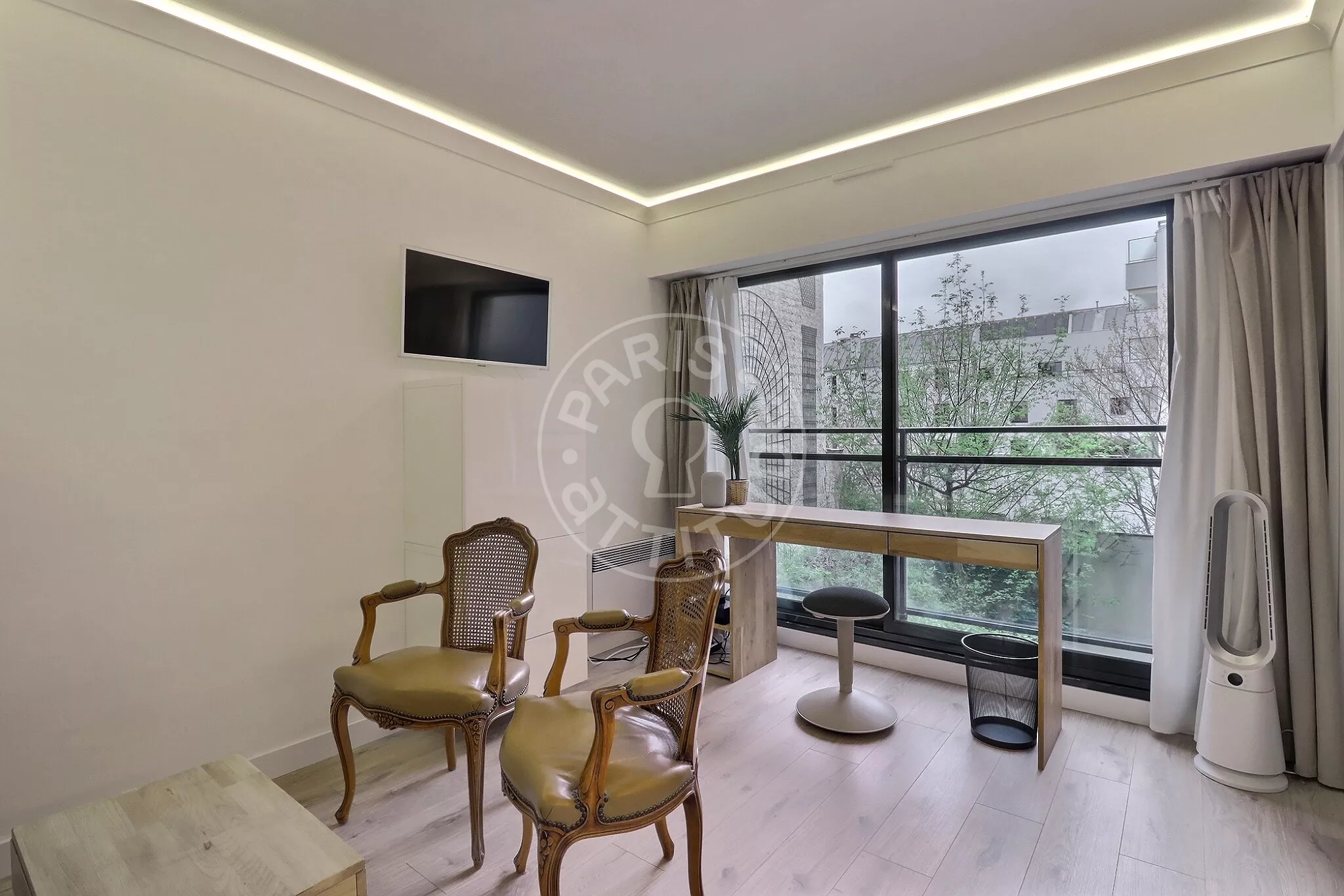 Appartement Boulevard Poniatowski à Paris