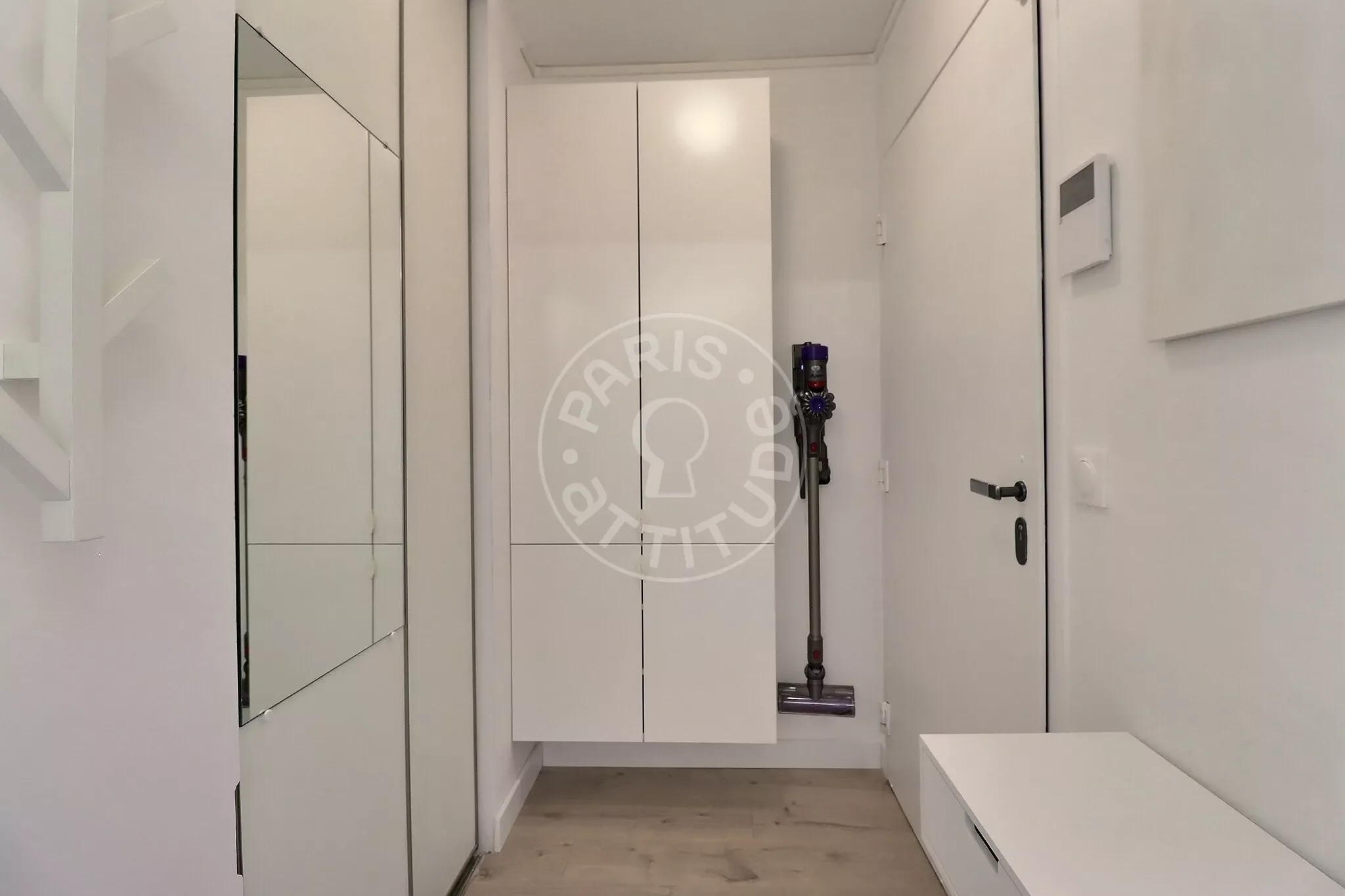 Appartement Boulevard Poniatowski à Paris