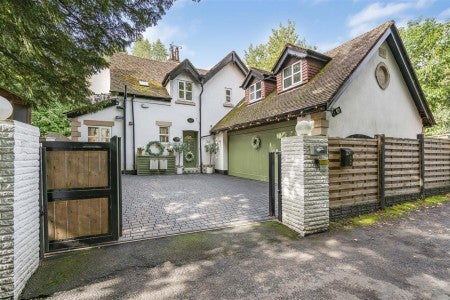 House Worsley Road in Salford