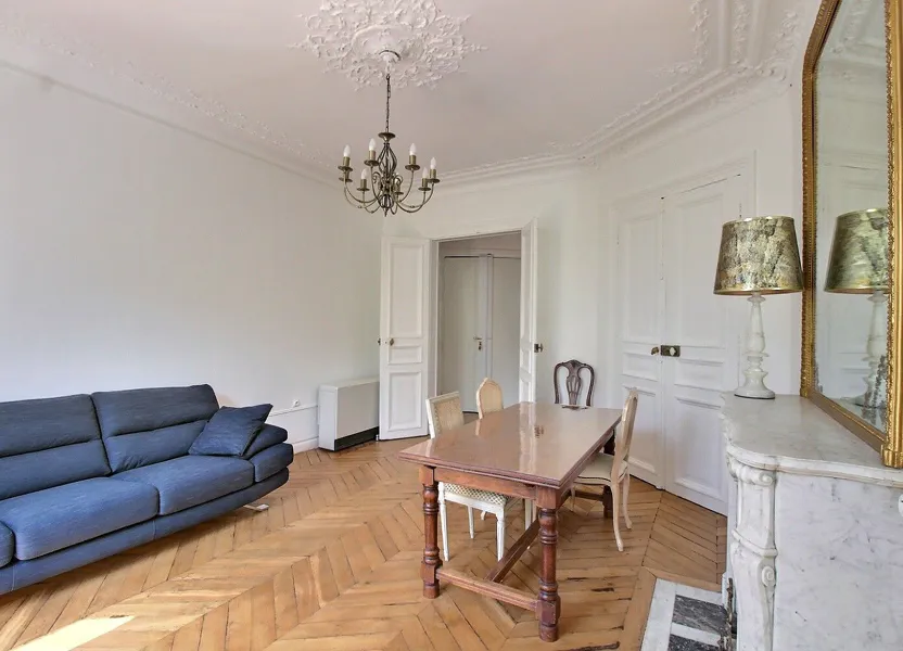 Appartement Rue Saint-André des Arts à Paris