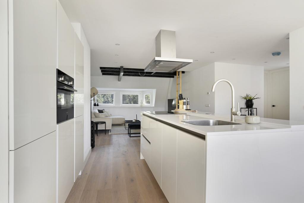Appartement te huur: Churchill-laan, Amsterdam