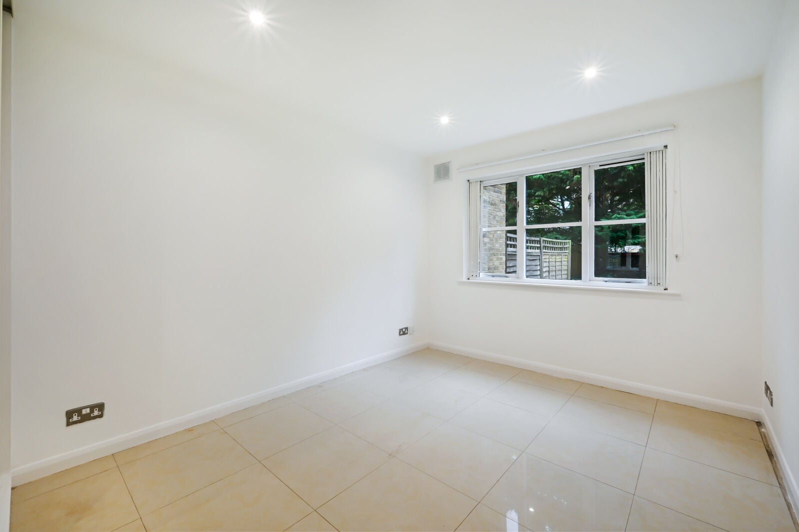 Flat Wimbledon Park Side in Greater London
