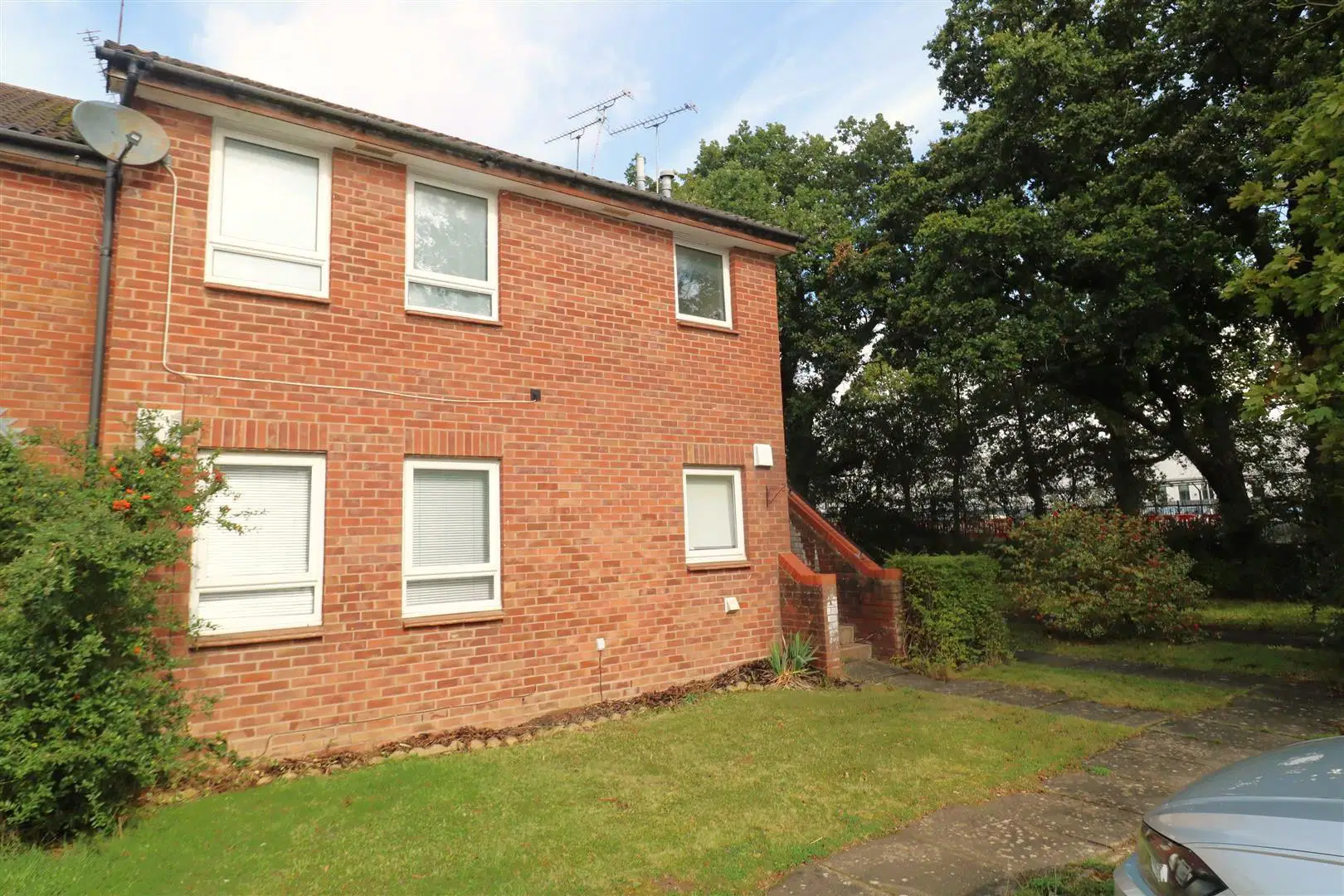 Flat Cornhill Grove in Kenilworth