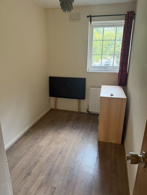 House Barney Close in Greater London
