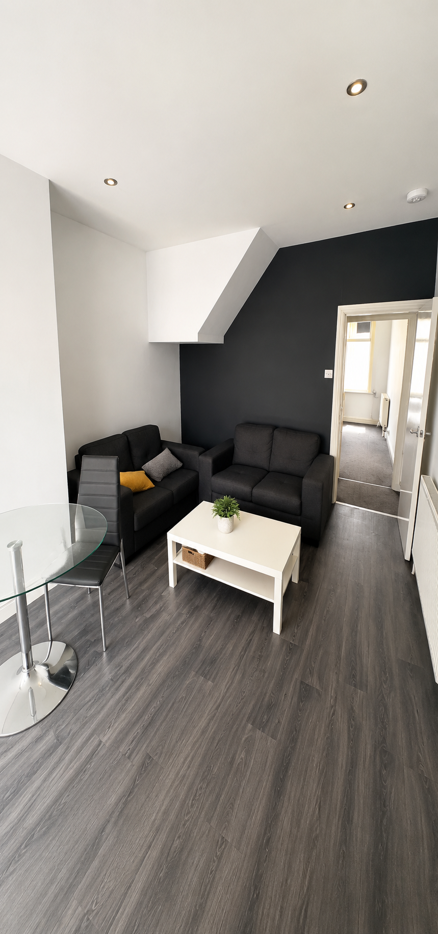 Flat Woodhouse Lane in Leeds