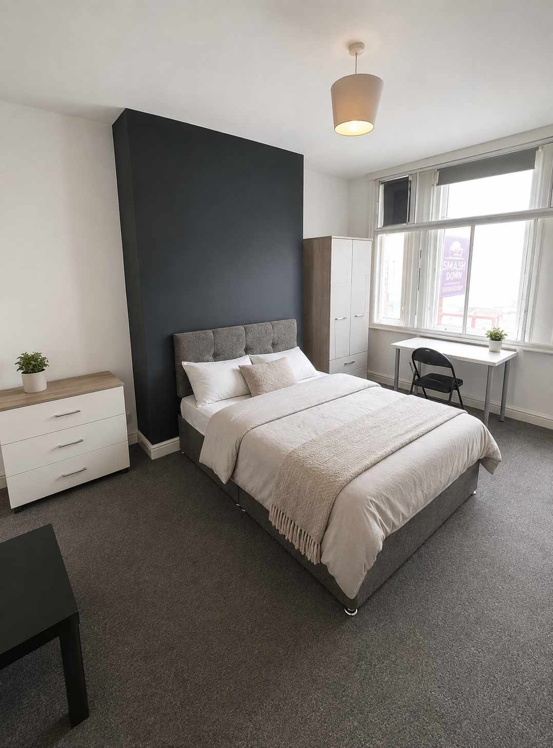Flat Woodhouse Lane in Leeds