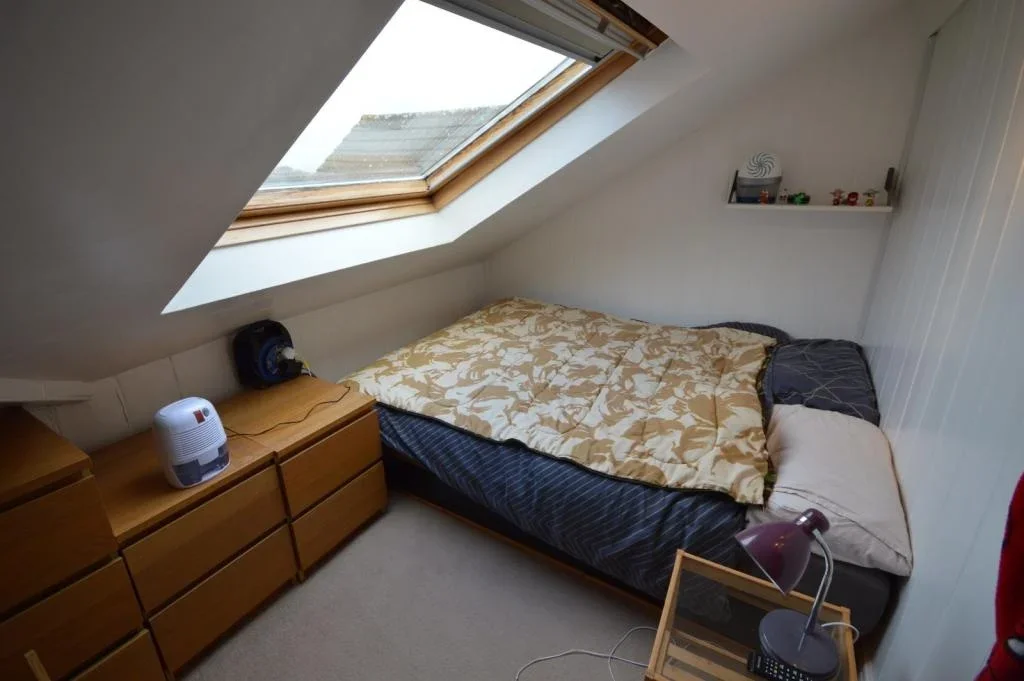 Flat Stafford Road in Greater London