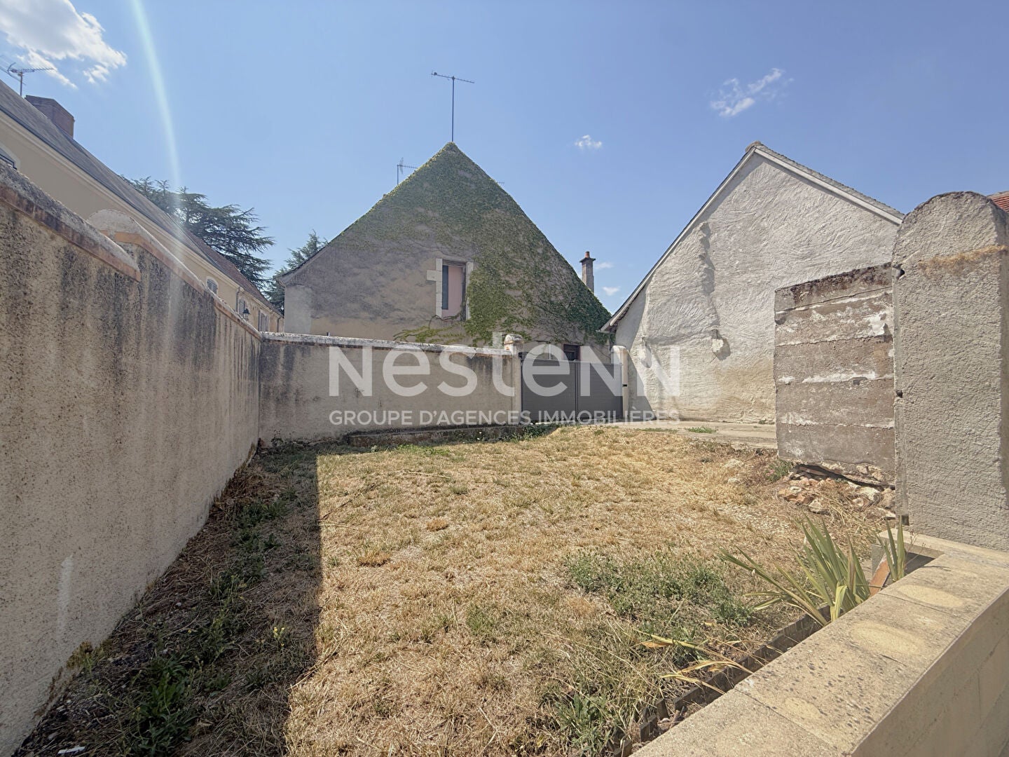 House Place Albert Boivin in Chabris
