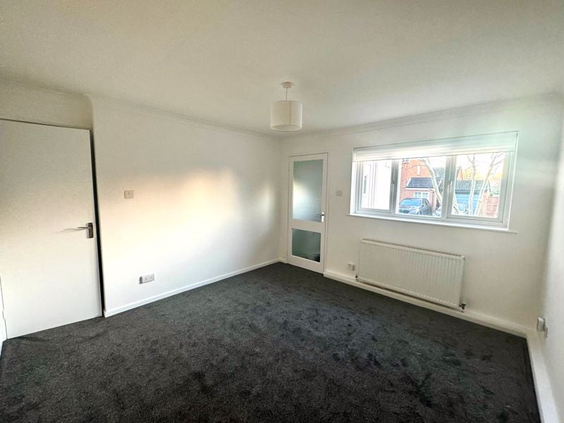 Flat Jarvis Close in Greater London