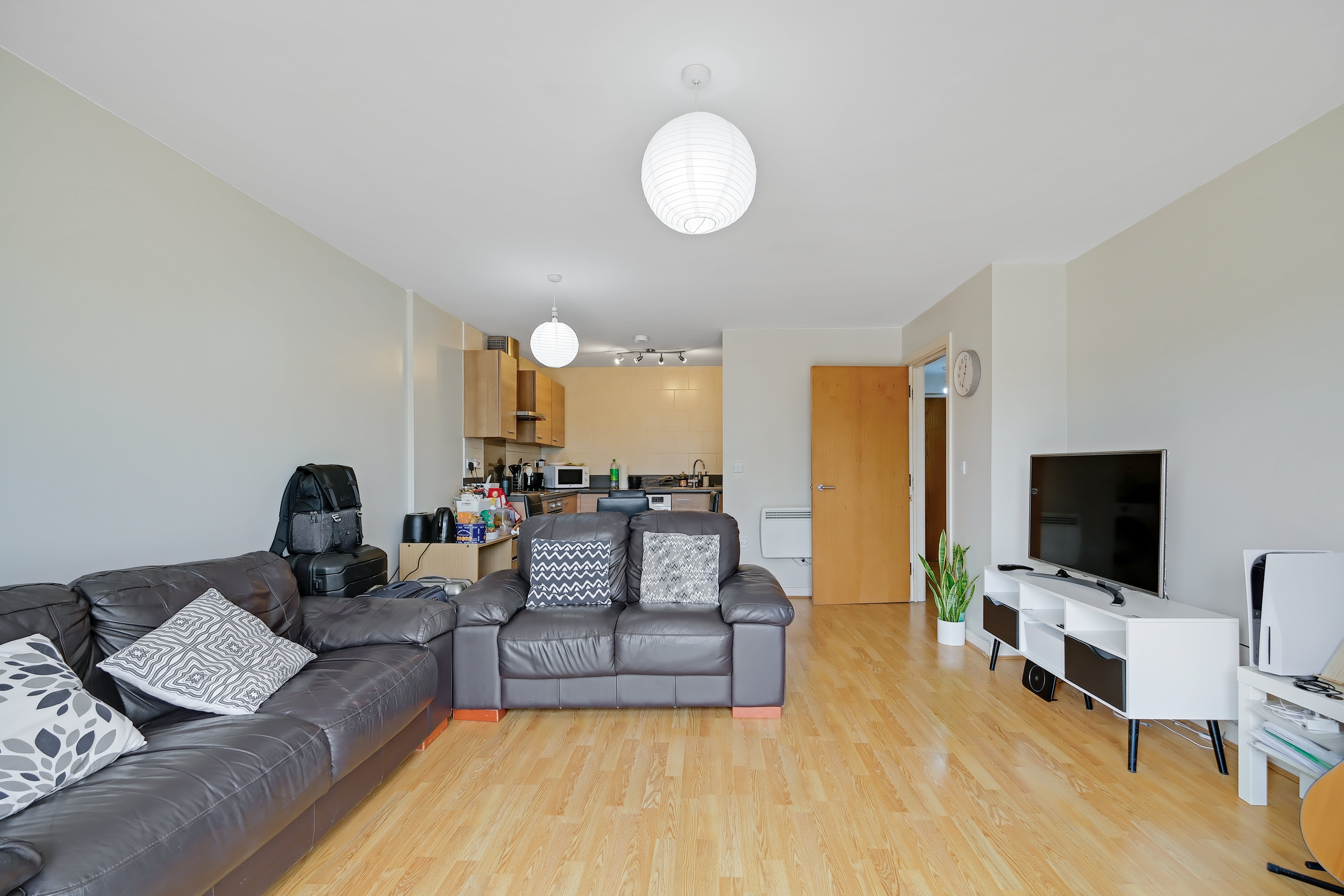 Flat High Road Leytonstone in Greater London