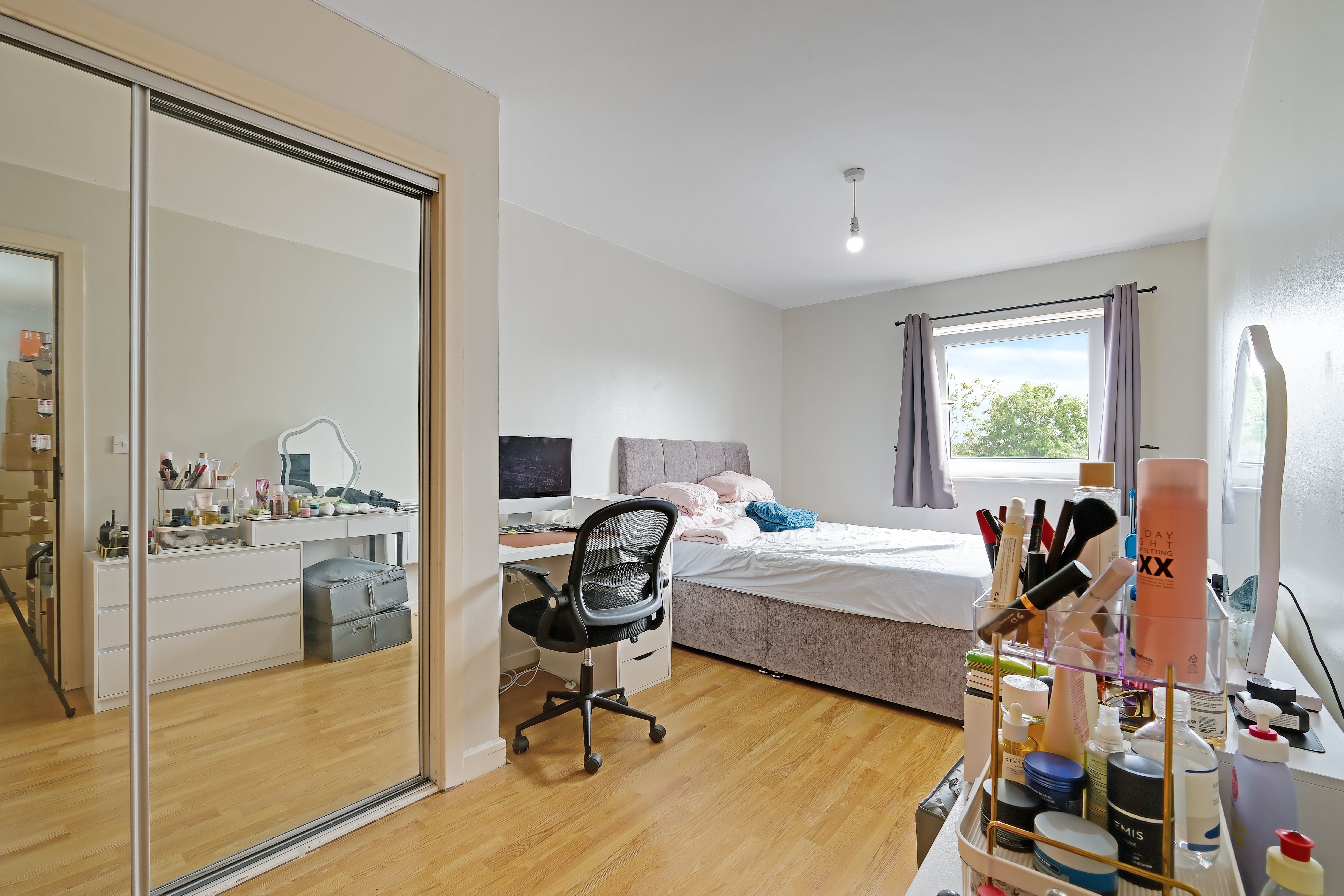 Flat High Road Leytonstone in Greater London