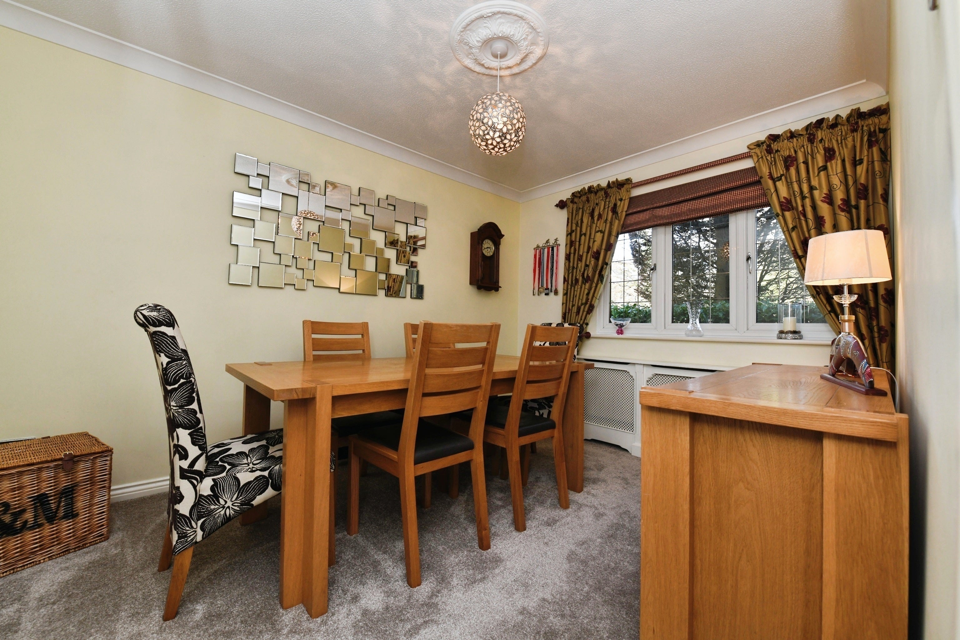 House The Pines in Basildon