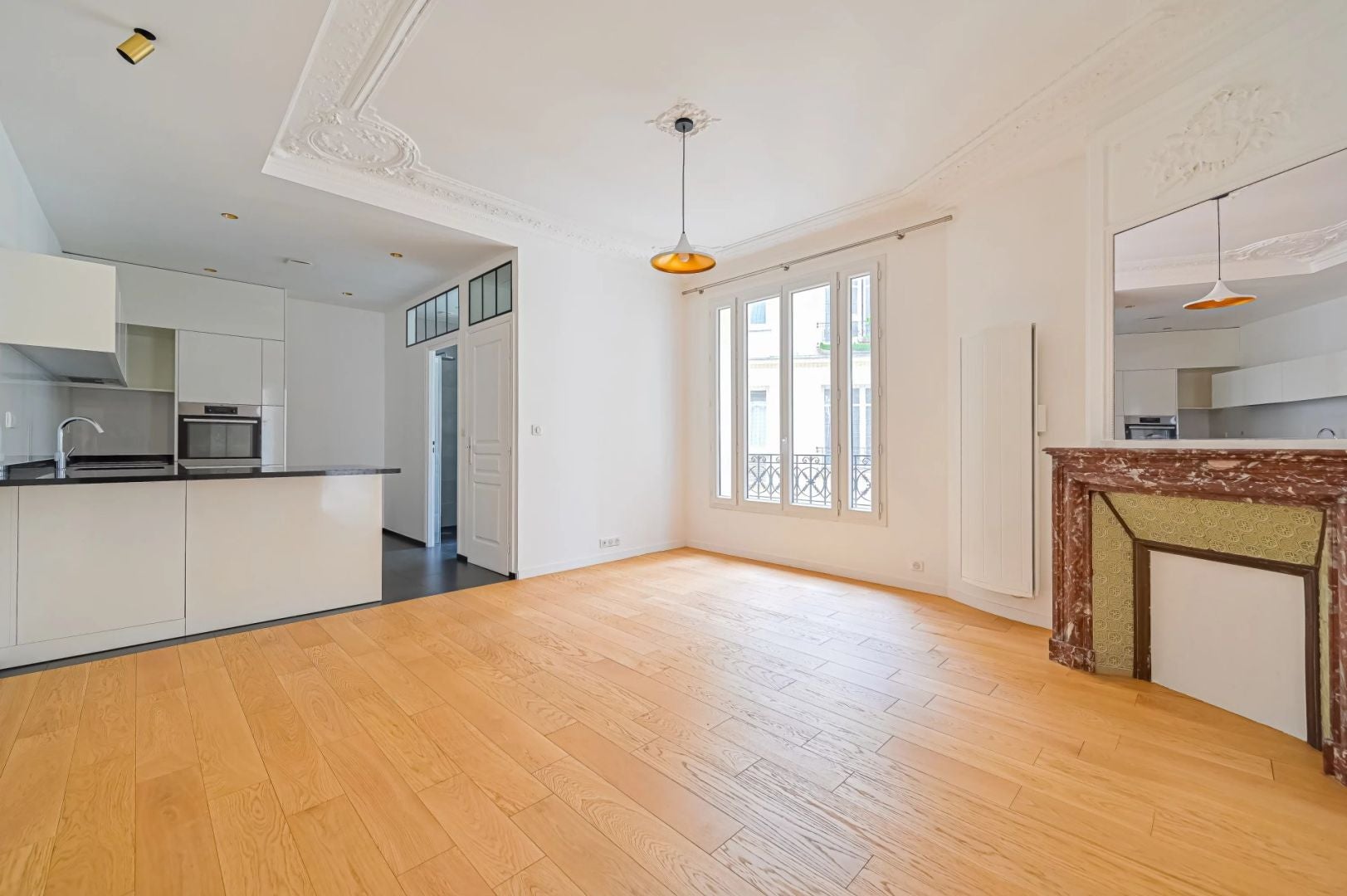 Appartement Avenue Hoche à Paris
