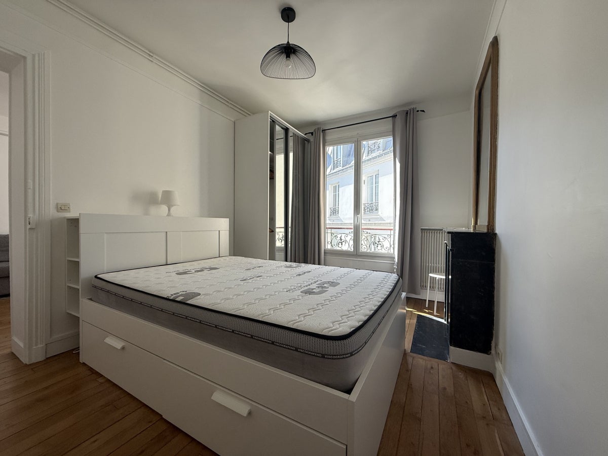 Appartement Rue Leneveux à Paris