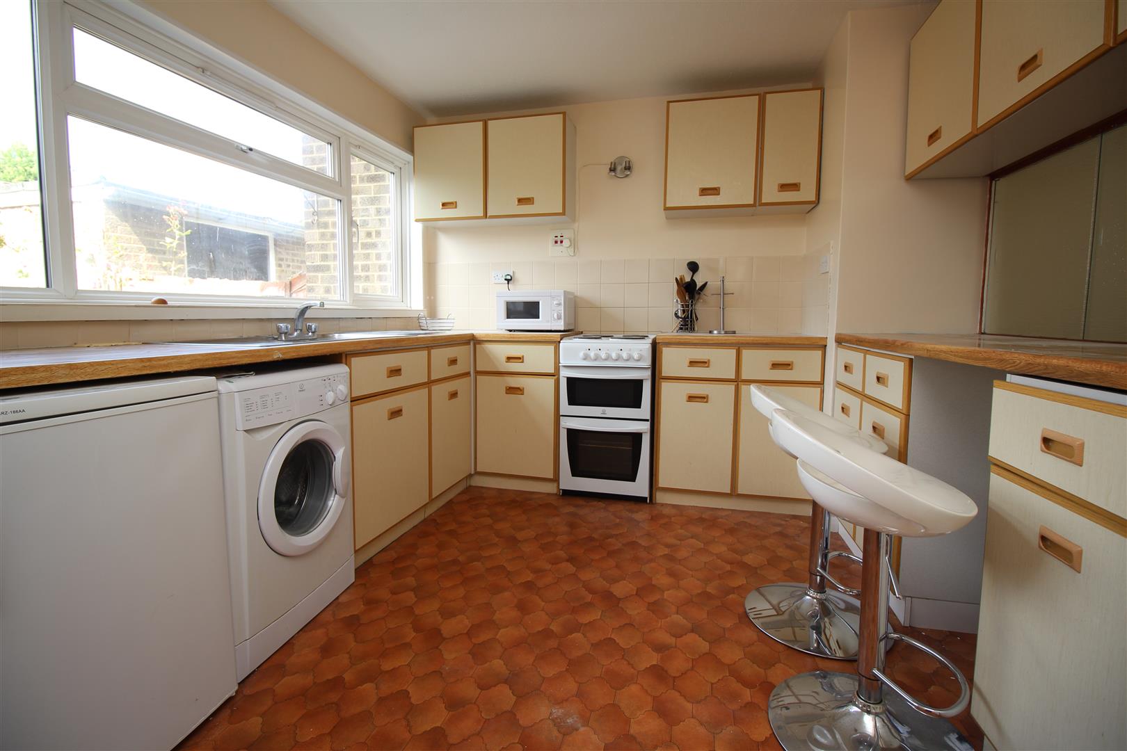 House Somner Close in Canterbury