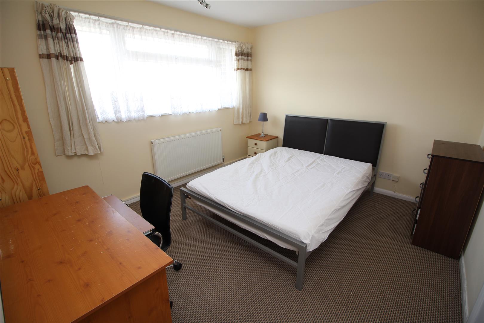 House Somner Close in Canterbury