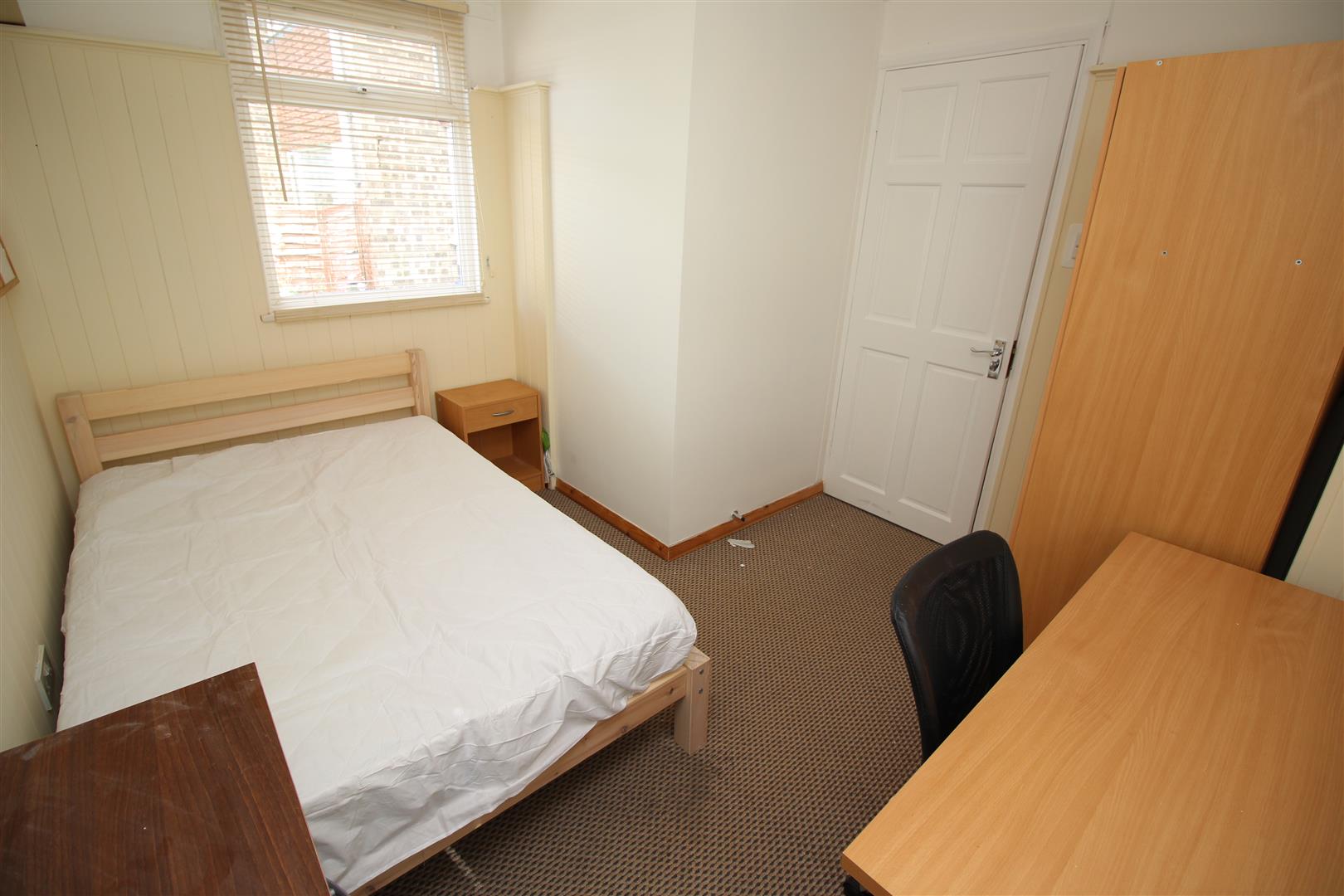 House Somner Close in Canterbury