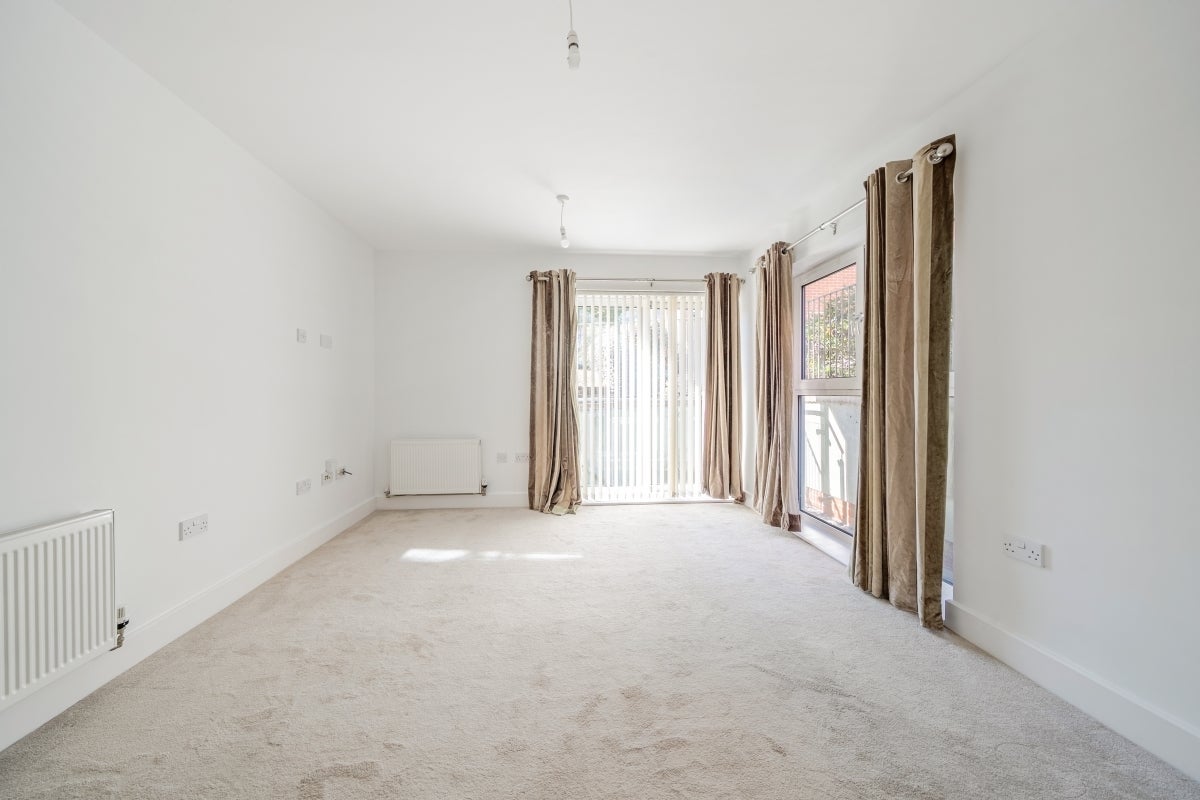 Flat Charrington Place in St Albans