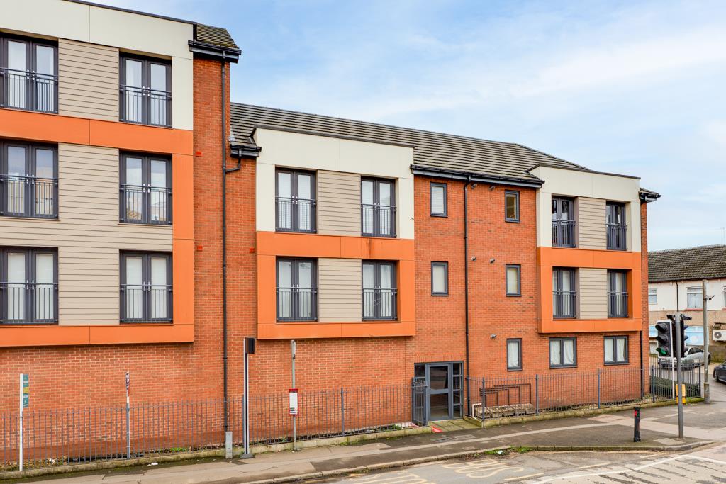 Flat Railway View in Kettering