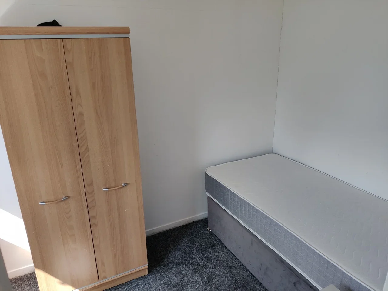 Room Caledonia Road in Borough of Spelthorne