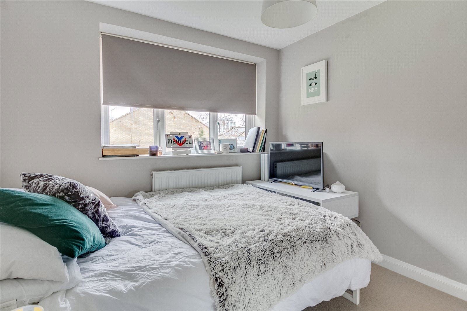 Flat Buttermere Drive in Greater London