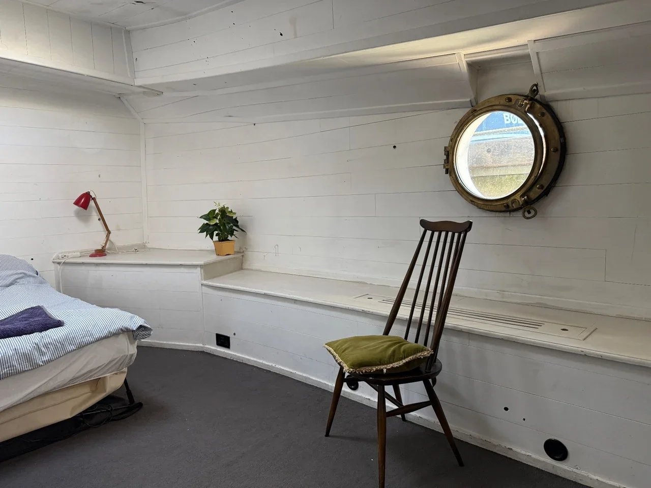 Room Cadogan Pier in Greater London
