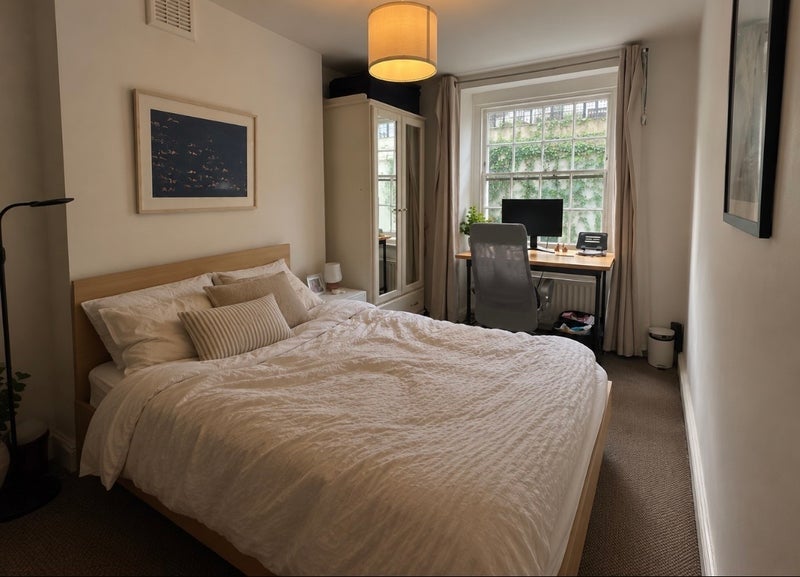 Room River Street in Greater London