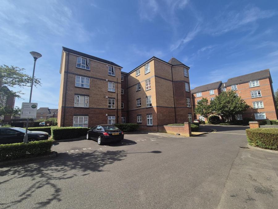 Flat Brown's Way in Northampton