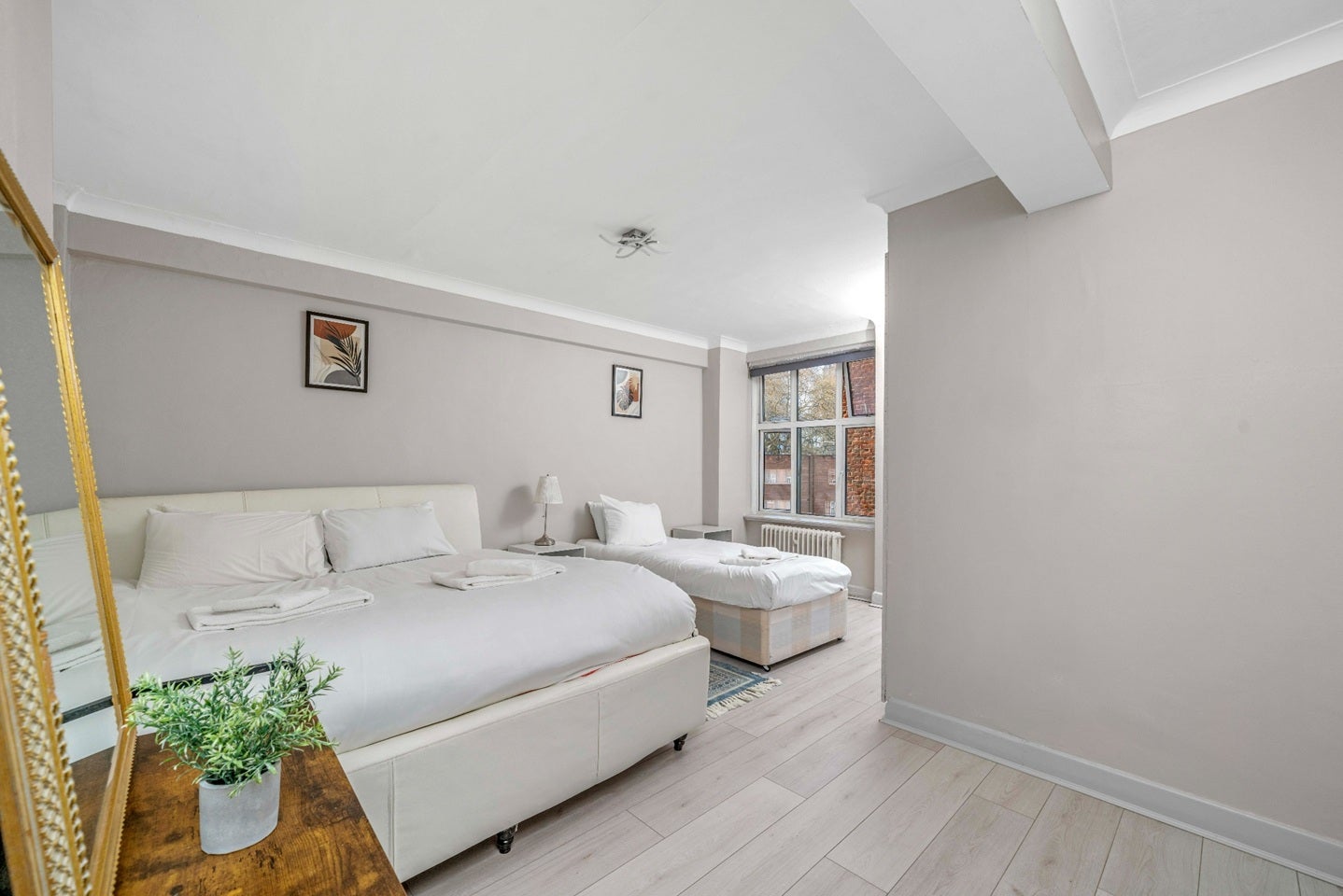 Flat Park West Place in City of Westminster