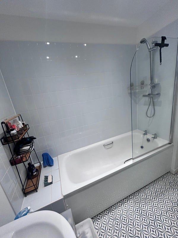 Room Maltings Wynd in Glasgow