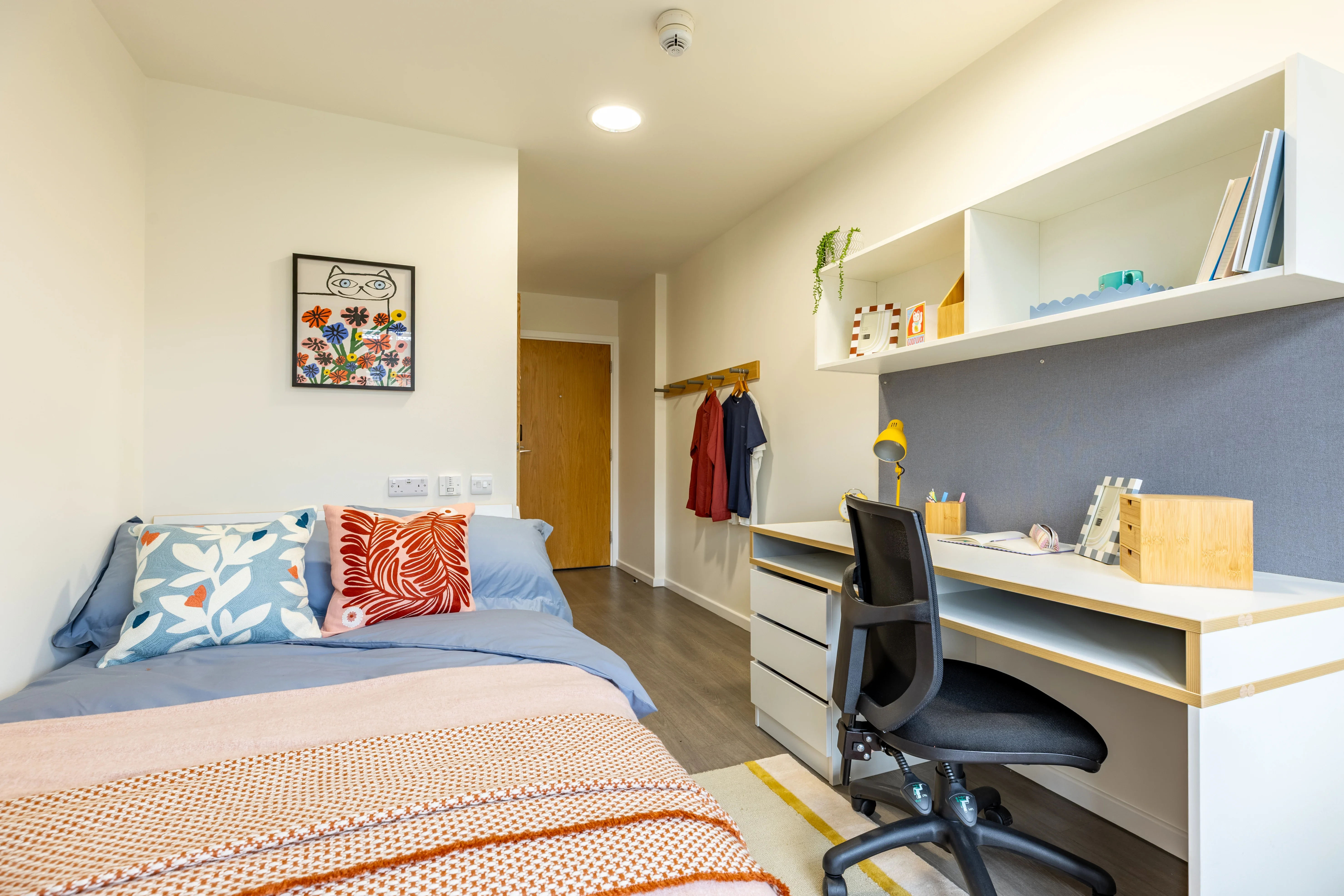 Room Old Dumbarton Road in Glasgow
