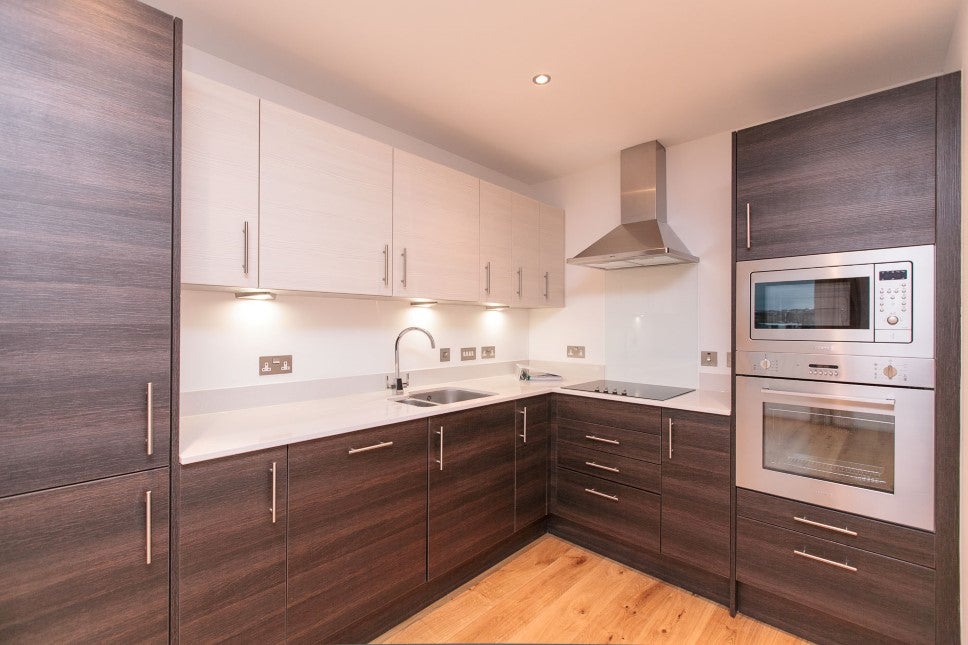 Flat Brandfield Street in City of Edinburgh