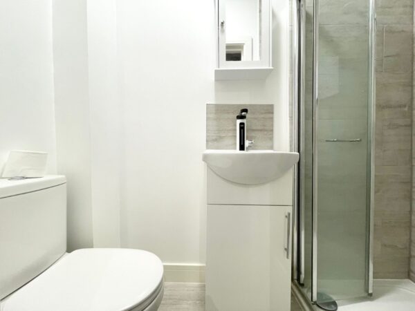 Flat Ladbroke Grove in Greater London