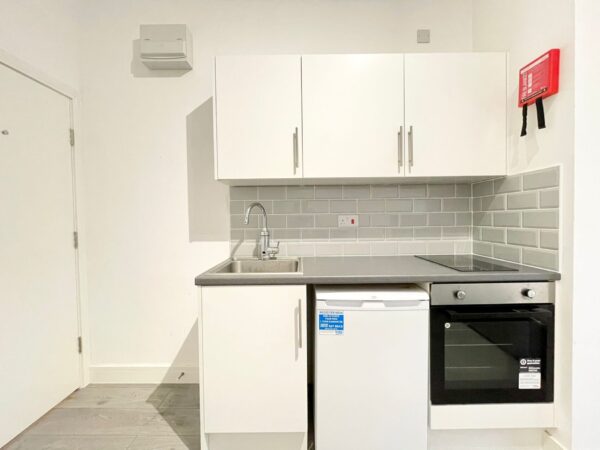 Flat Ladbroke Grove in Greater London