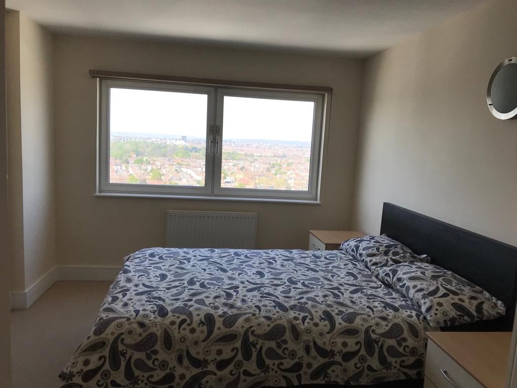 Flat High Road in Greater London